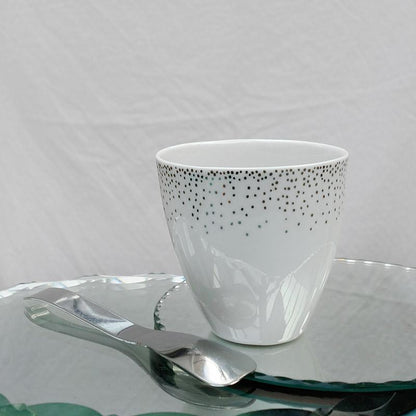 GRANDE TASSE ASSOIFFÉE, confettis